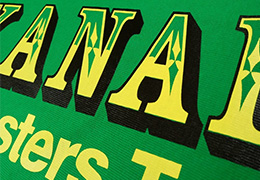 グリーンTシャツ